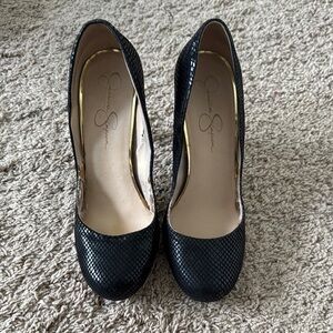Jessica Simpson Black Heels Classic Elegance